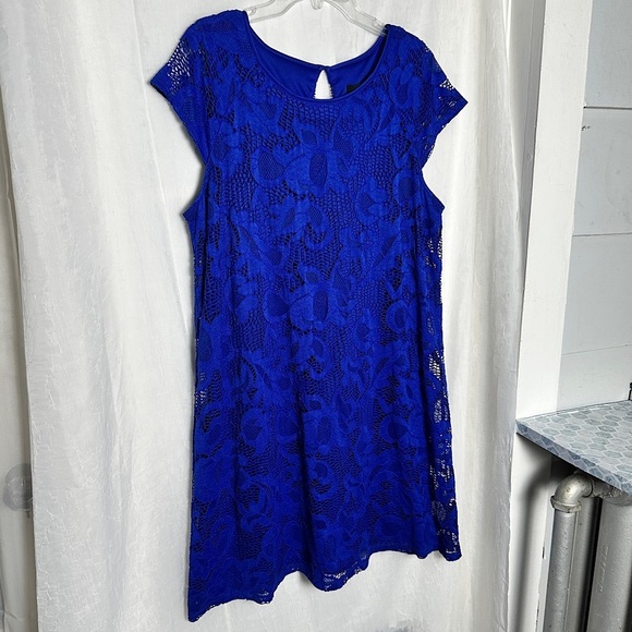 Ronni‎ Nicole Blue Floral Crochet Lace Dress Knee Length Feminine Holiday Sz 16 - Picture 16 of 17